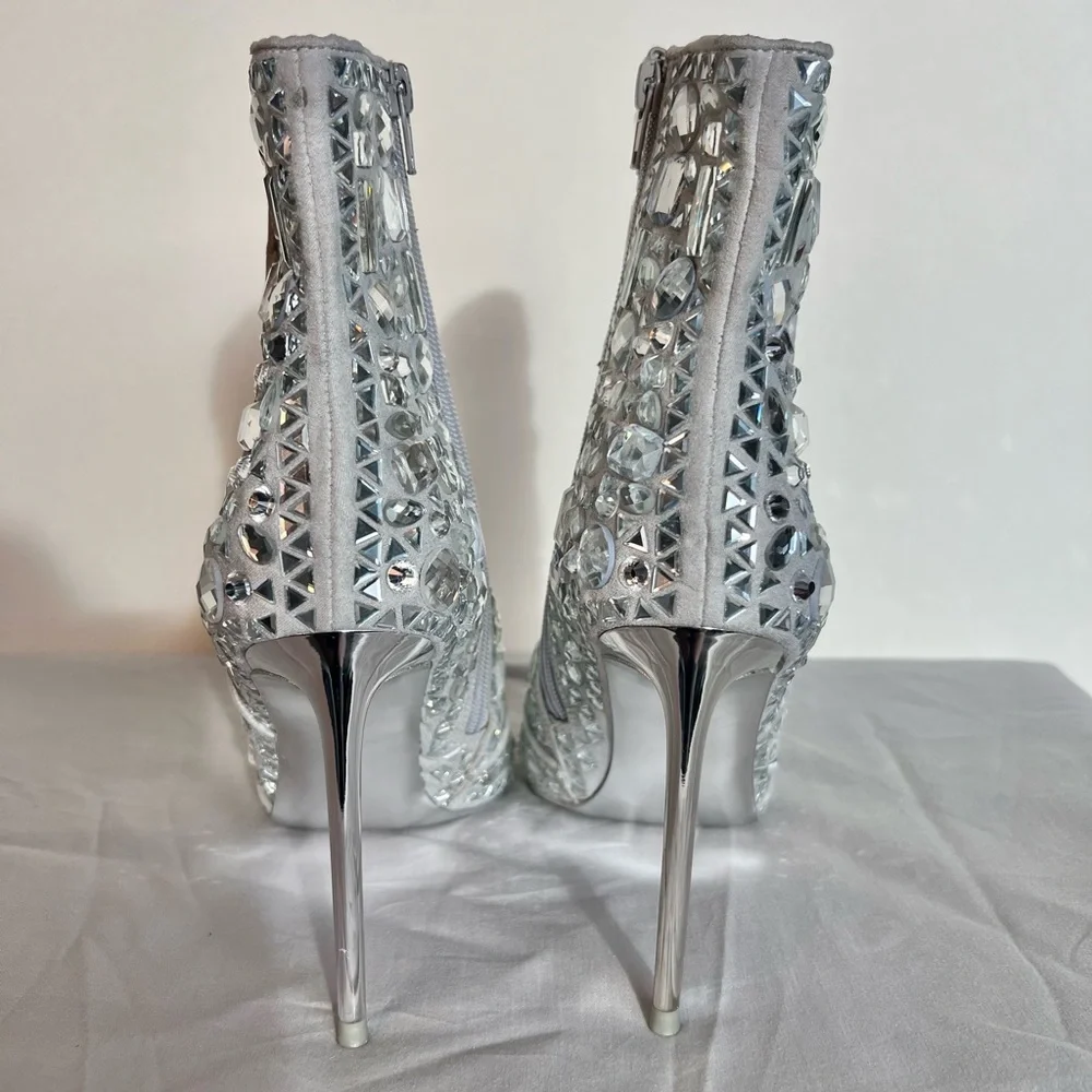 NWOT Steve Madden Crystalle Rhinestones Stilhetto Booties - Picture 7 of 12